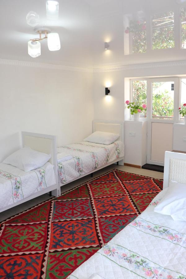 Guest House Akbermet Bokonbayevo Esterno foto